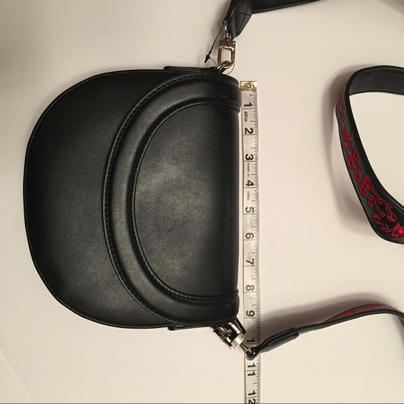 Embroidered Strap Crossbody Saddle Bag, NWT - Picture 6 of 7