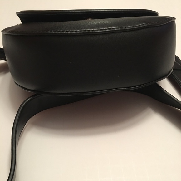 Embroidered Strap Crossbody Saddle Bag, NWT - Picture 7 of 7