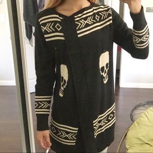 Long Black/Cream Skull Cardigan✨