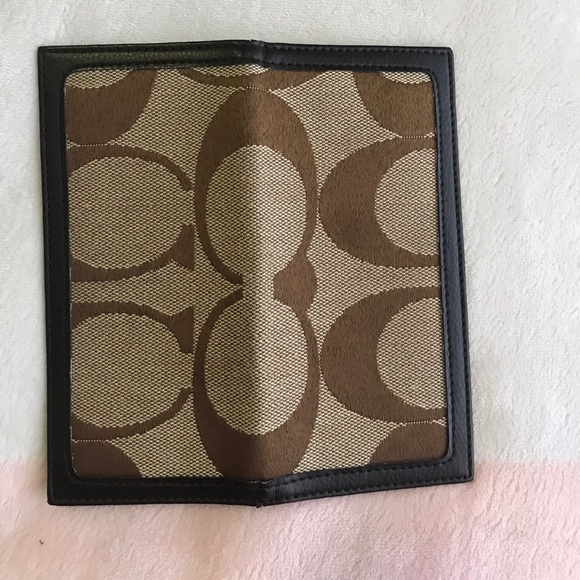 Coach wallet - Picture 1 of 3