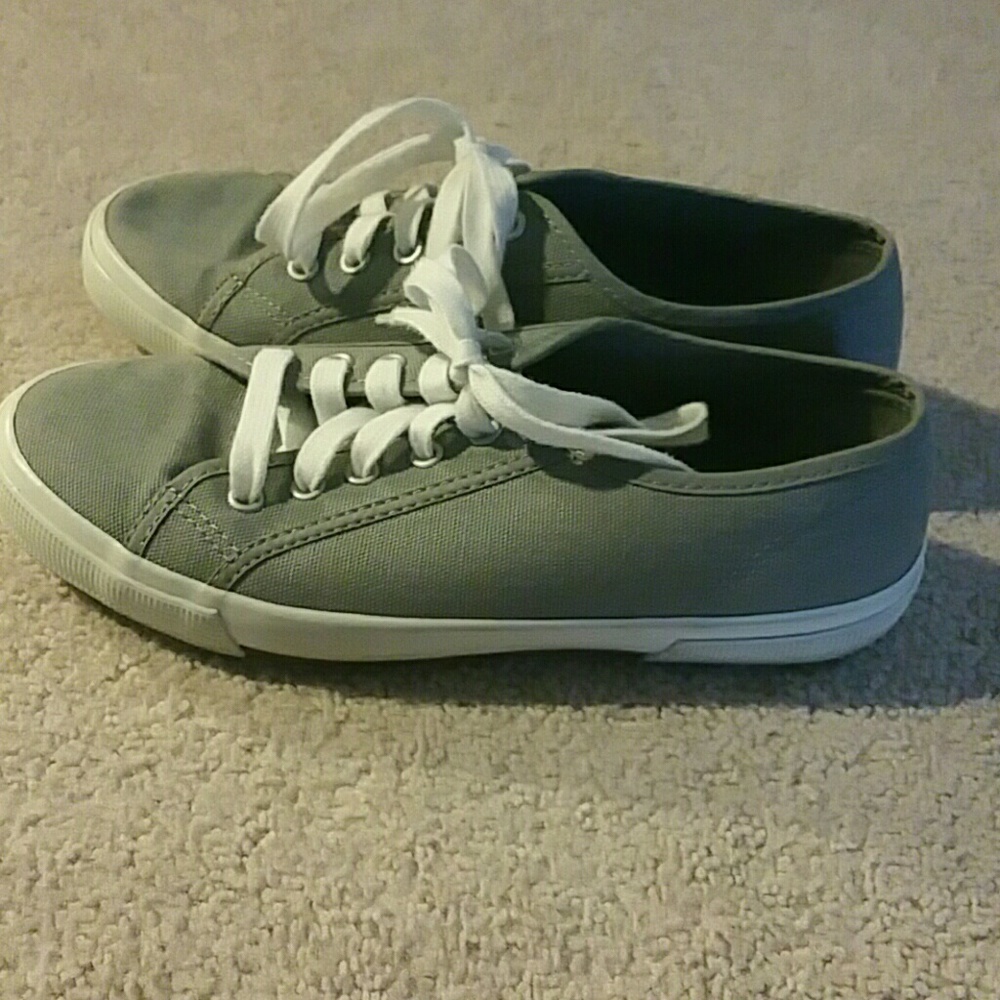 Old Navy Sneakers, Women's Size 7