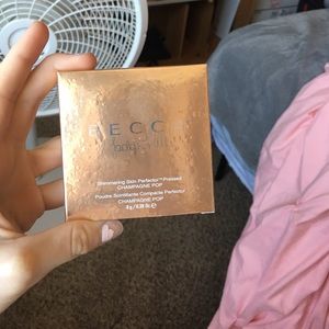 champagne pop by becca cosmetics