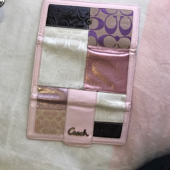 Coach Wallet - Picture 1 of 3