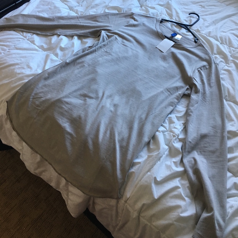 Long sleeve t-shirt