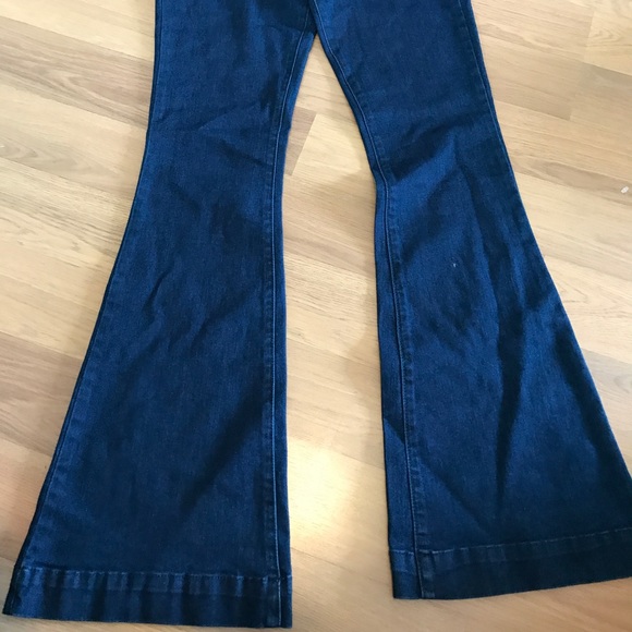 1 LEFT💥Altar'd state bell bottom stretch trouser - Picture 4 of 6