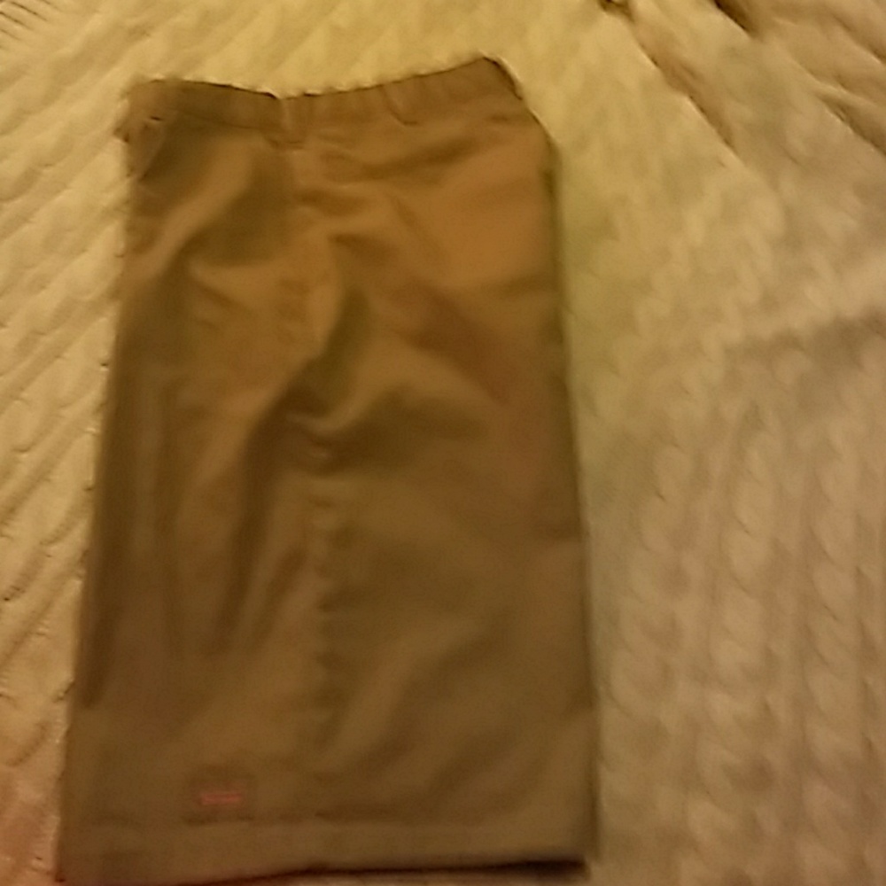 Men's tan shorts