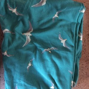 New never worn Lularoe seagull leggings
