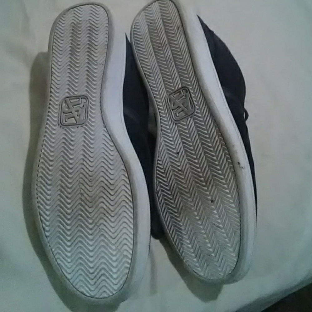 Shoes - Picture 2 of 2