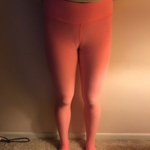 Pink Beyond Yoga full length legging⭐️ SIZE XS