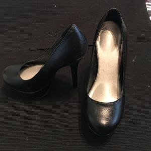 Charlotte Russe Black Pumps