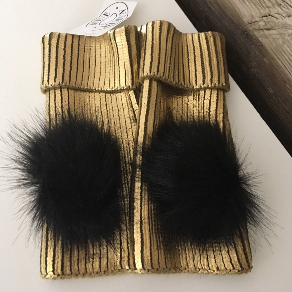 Steve Madden gloves 💛🖤