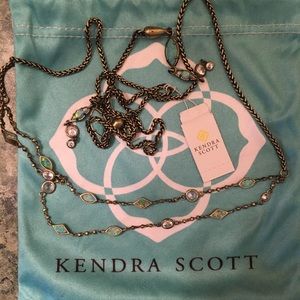 Kendra Scott necklace