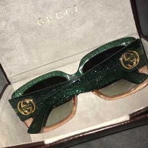 Authentic. Stylish Gucci sunglasses