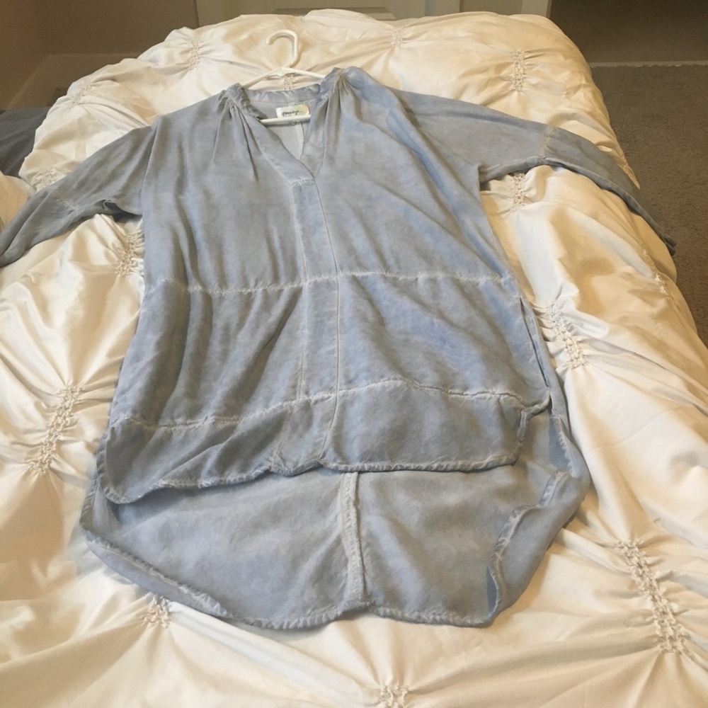 Size XS Chambray high low tunic