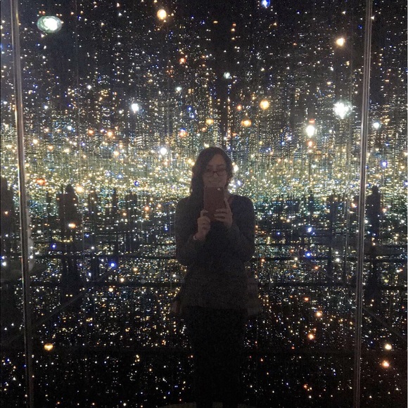 Meet your Posher, Evelyn - Picture 1 of 1