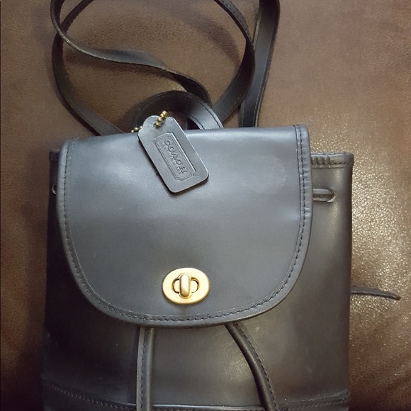 Beautiful bags - let me know which one you want 😘 - Picture 2 of 6