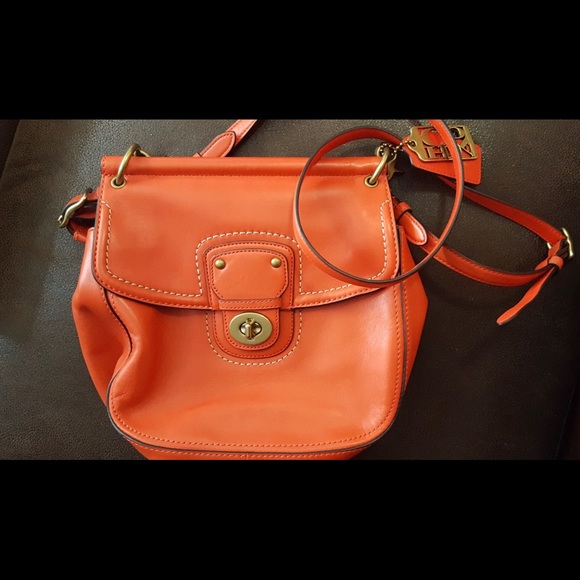 Beautiful bags - let me know which one you want 😘 - Picture 6 of 6