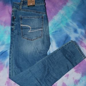 American Eagle Hi- Rise Jegging