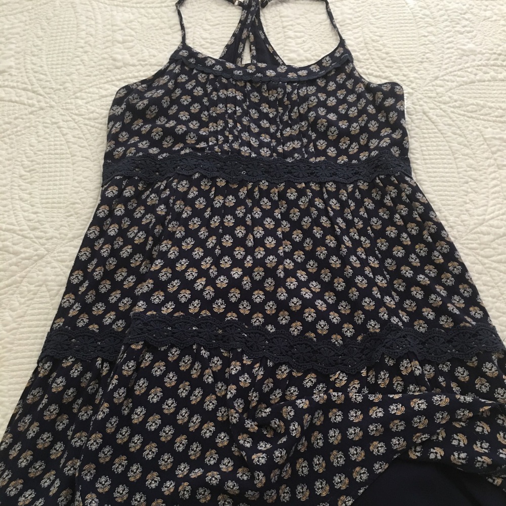 Hollister dress size med