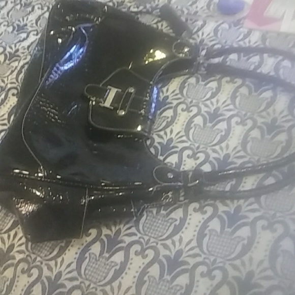 Black patent leather handbag - Picture 3 of 3