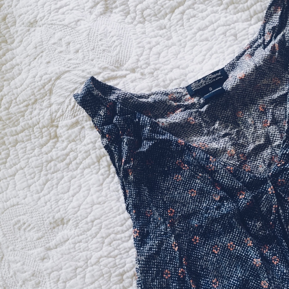 Basic texture adding blouse \\