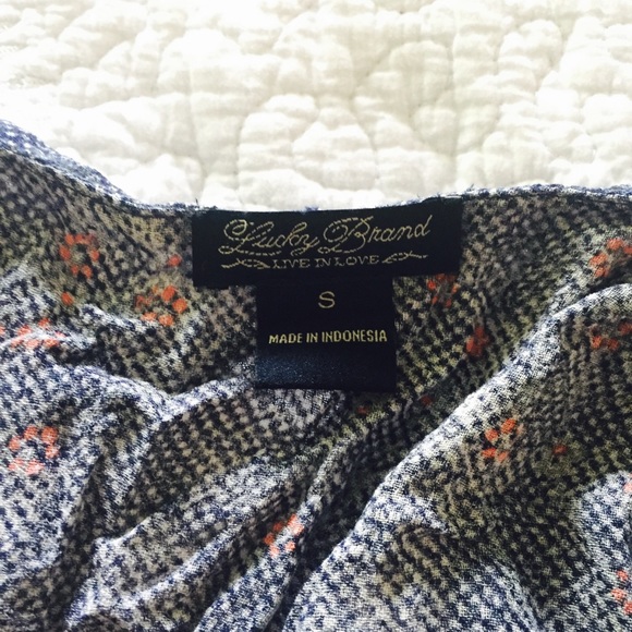 Basic texture adding blouse \\ - Picture 4 of 6