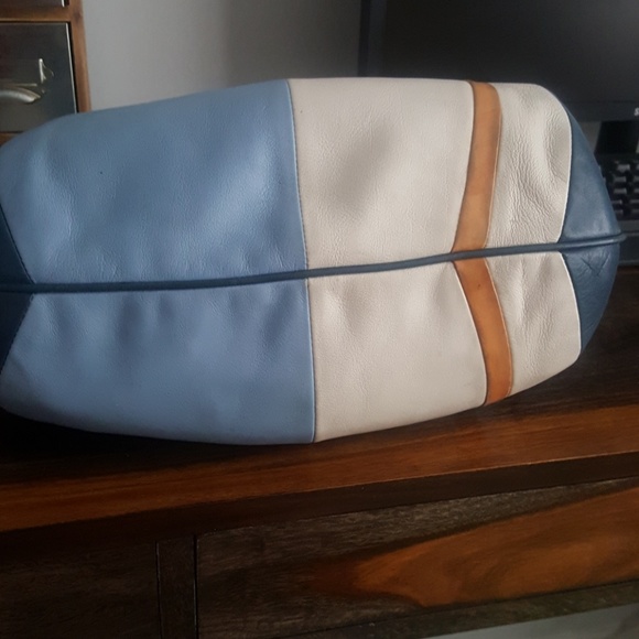 Limited addition COACH short shoulder bag - Picture 4 of 8