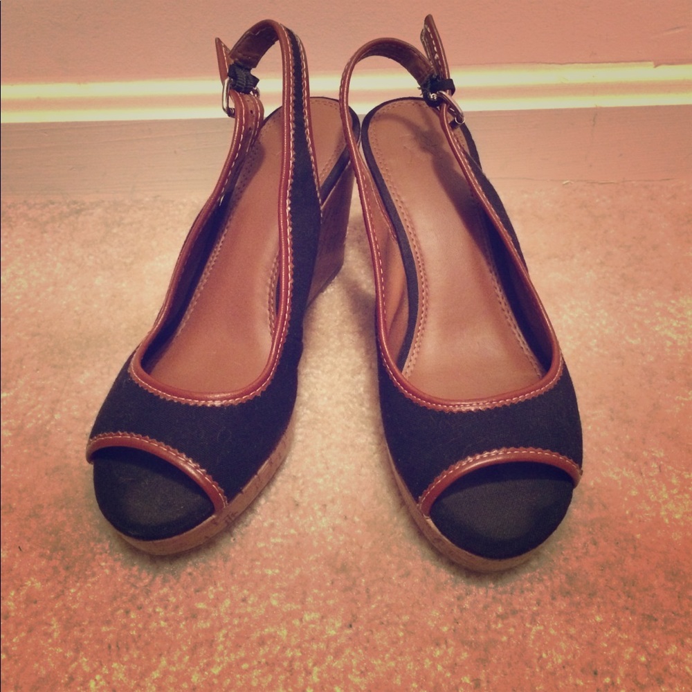 NY&Co wedges