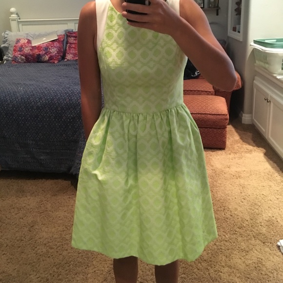 Dress - Picture 1 of 6