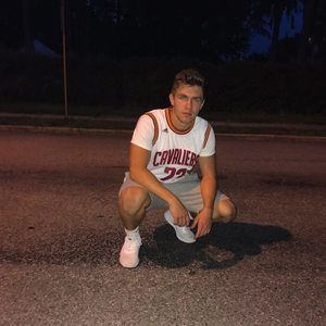 Meet your Posher, Tom