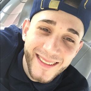 Meet your Posher, Christopher