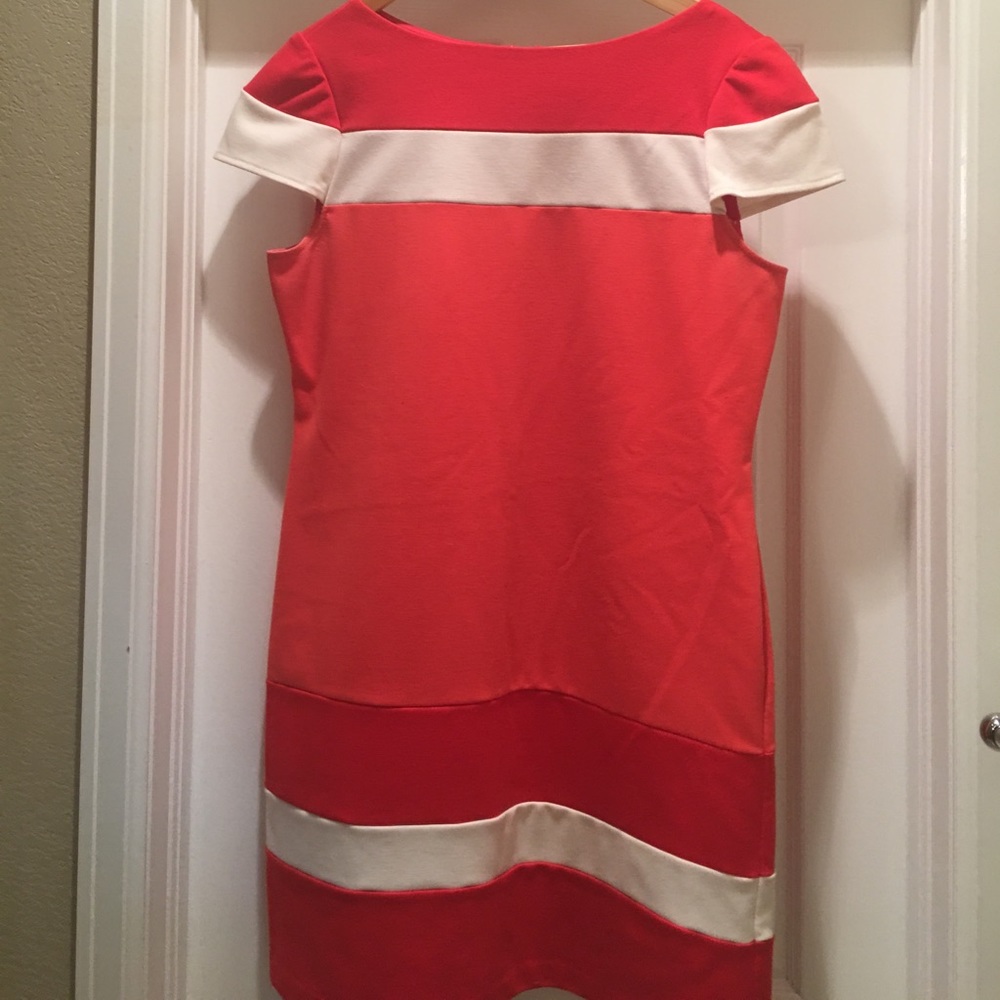Evan-Picone color block dress