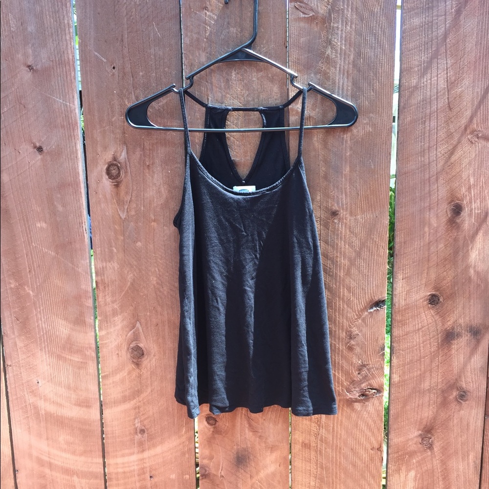 Racer back key hole tank