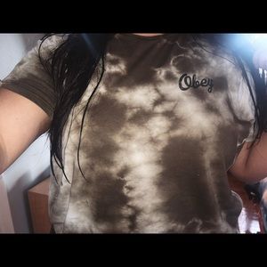 Obey tee