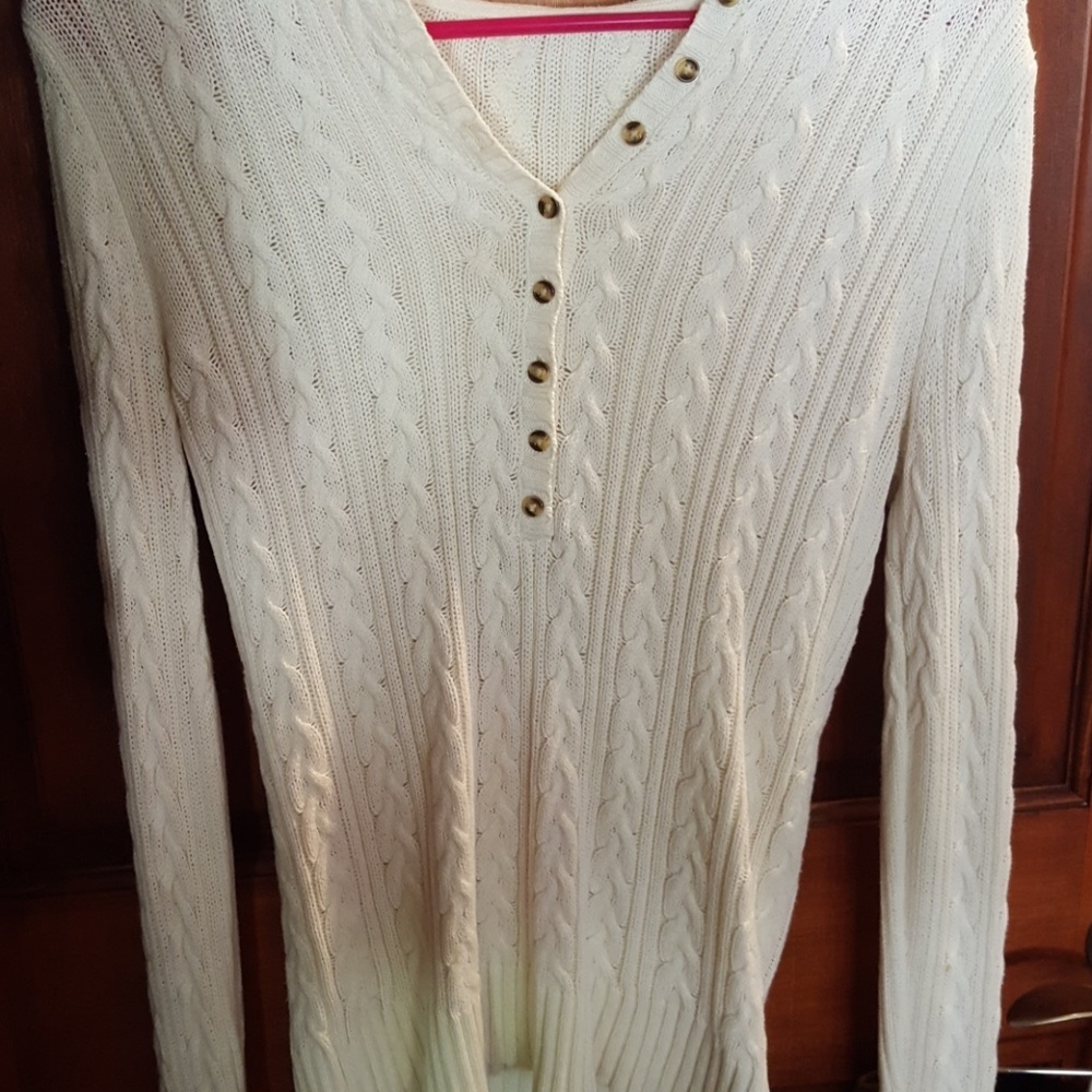 Long sleeve sweater