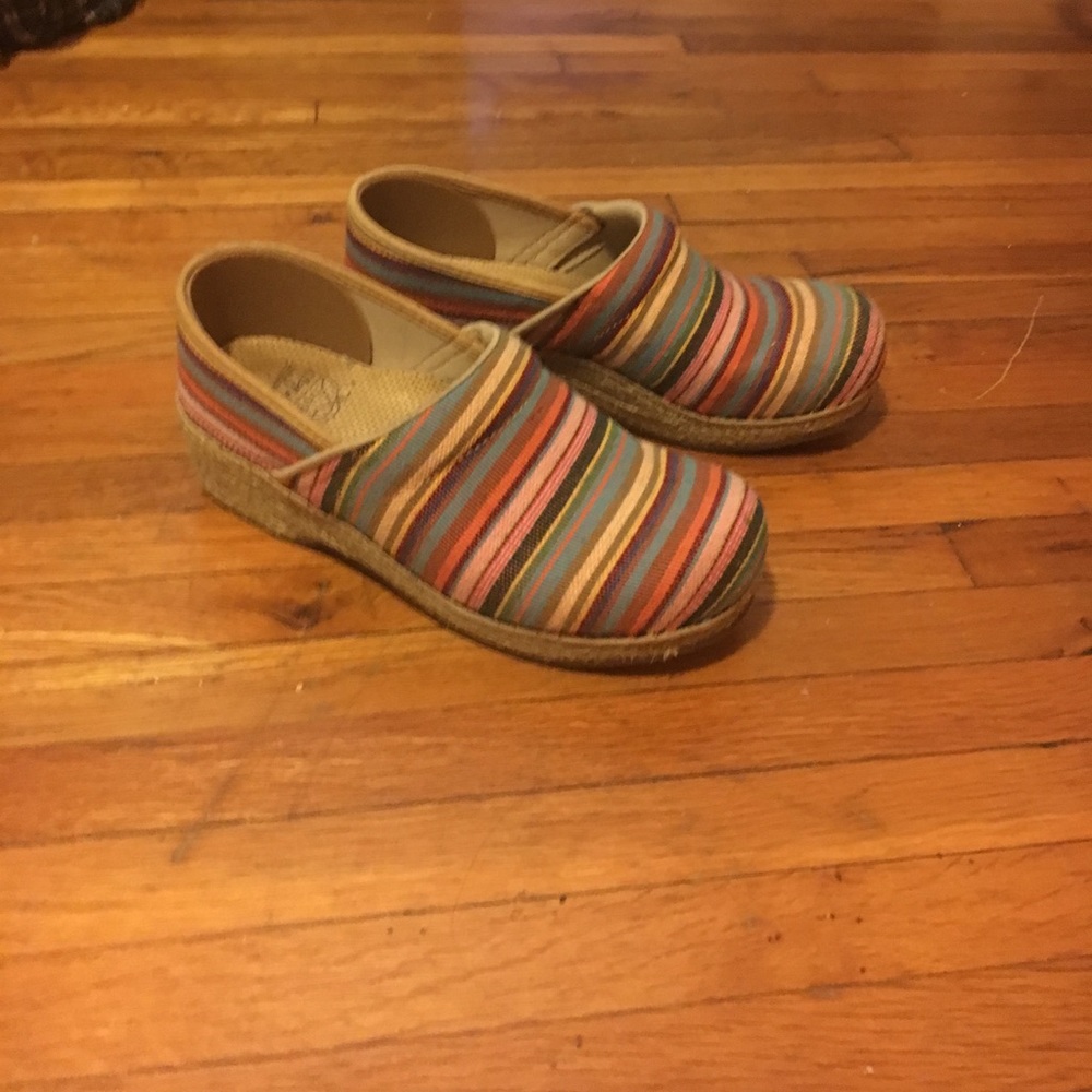 Dansko clogs vegan