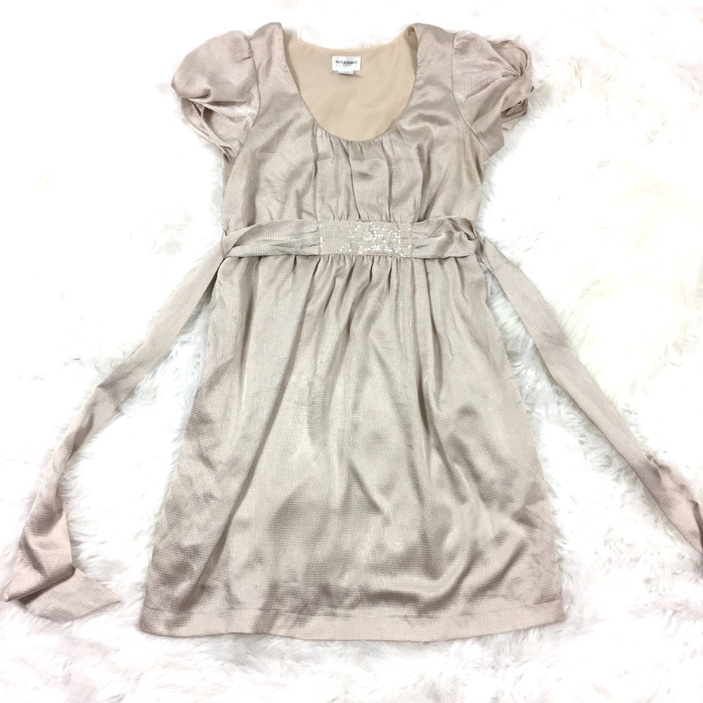 Motherhood maternity dress Small in tan