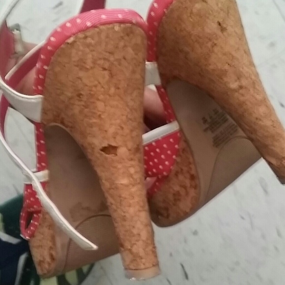 Platforms Heels - Picture 4 of 4