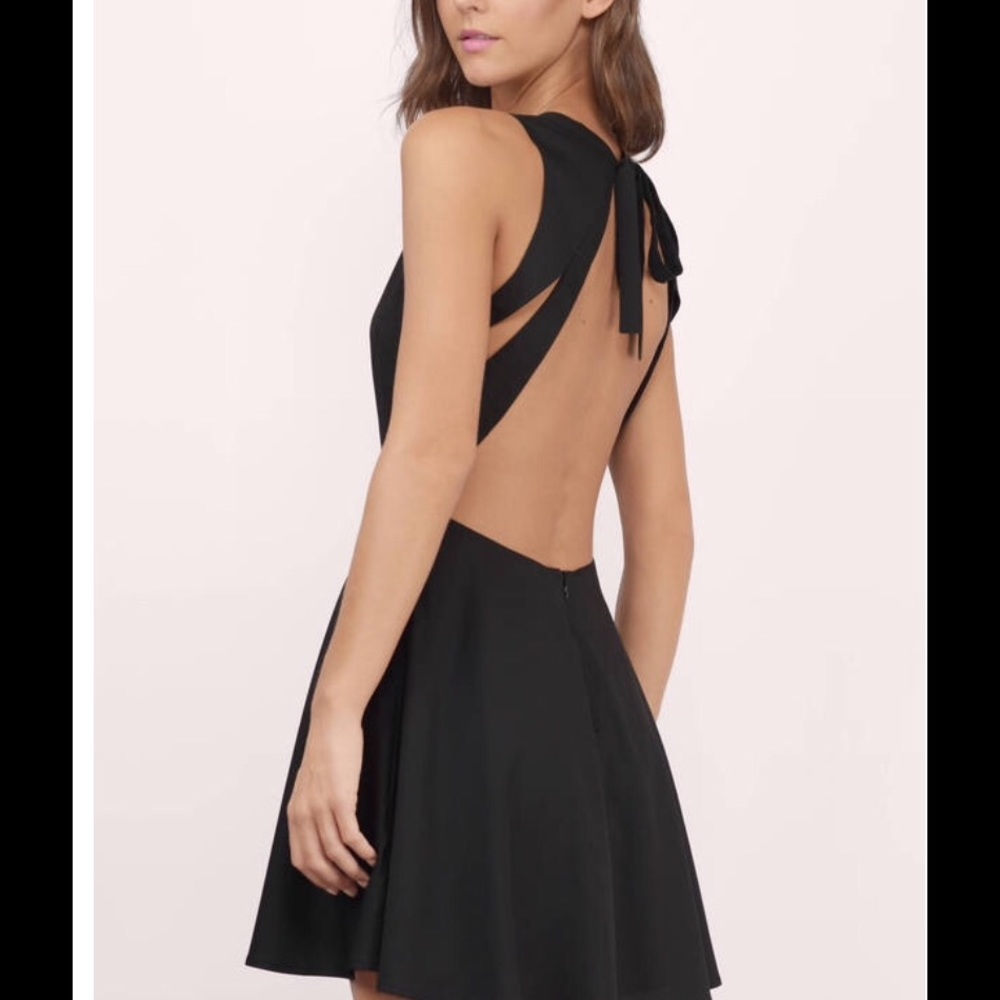 Black open back dress size S NWT