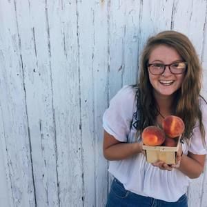 Meet your Posher, Hannah