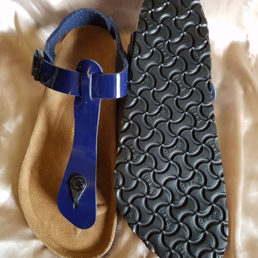 Navy Blue Patent Leather Kairo Birkenstock!