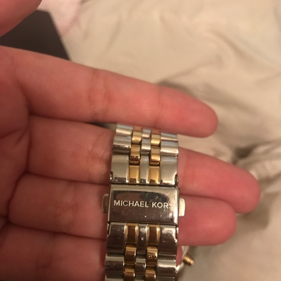 MK watch - Picture 2 of 6