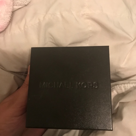 MK watch - Picture 5 of 6