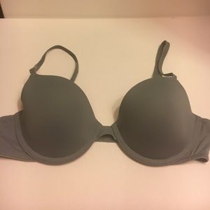 NWOT VS Wear Everywhere Demi Bra 36B