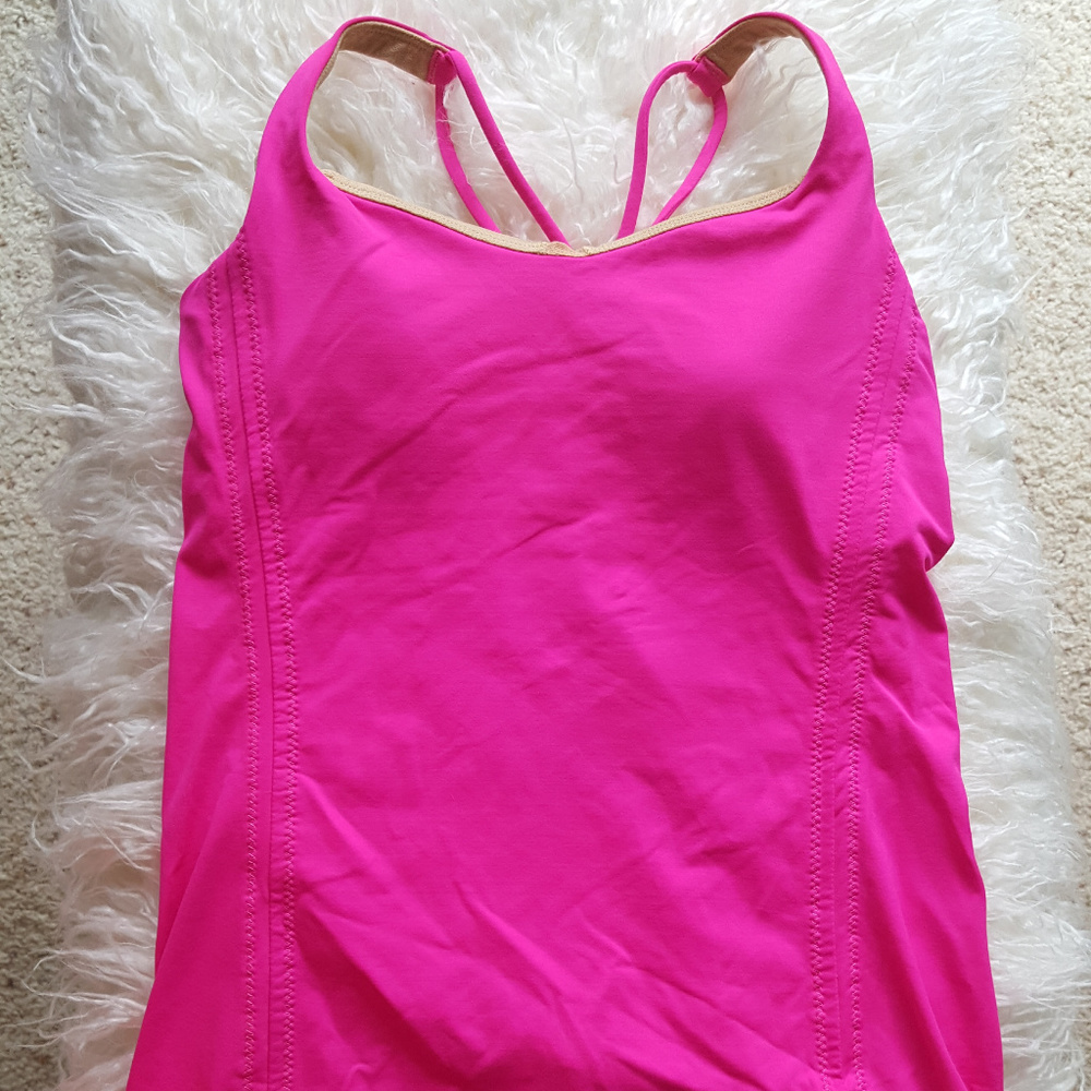 Lululemon Fuschia Tank Top