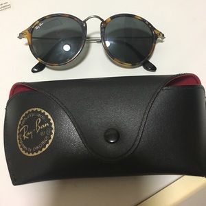Ray-ban Sunglasses..