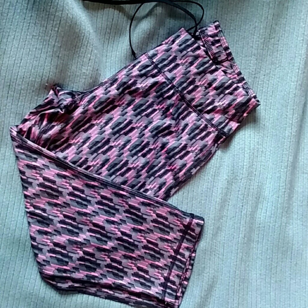 Danskin Workout Capris