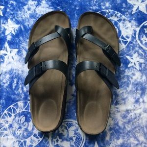 👣MADDEN GIRL SANDALS👣