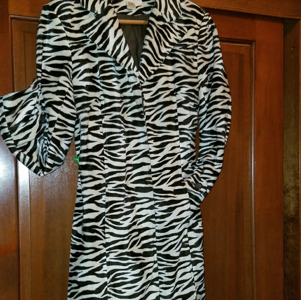 Designer coat, light use, super soft