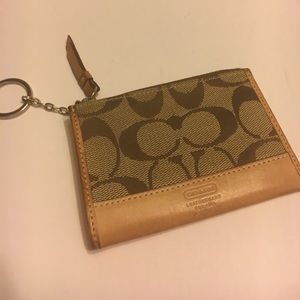 Coach Coin Purse w/keychain - Leather/Fabric Tan